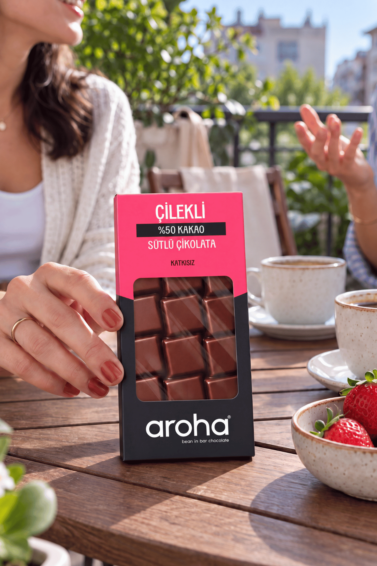 % 50 Kakao Çilekli Sütlü Çikolata 85 g